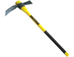 CUTTER MATTOCK W/PLASTIC COATED FIBERGLASS HANDLE