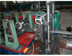 Storage rack roll forming machine