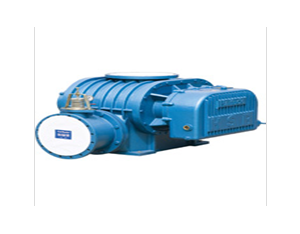 Counter flow dust catching roots blower