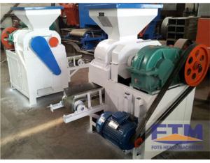 Strong pressure briquetting machine